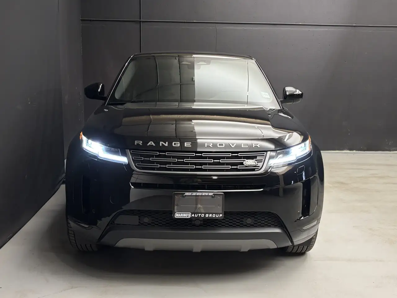 Land Rover Range Rover Evoque photo Land Rover Range Rover Evoque