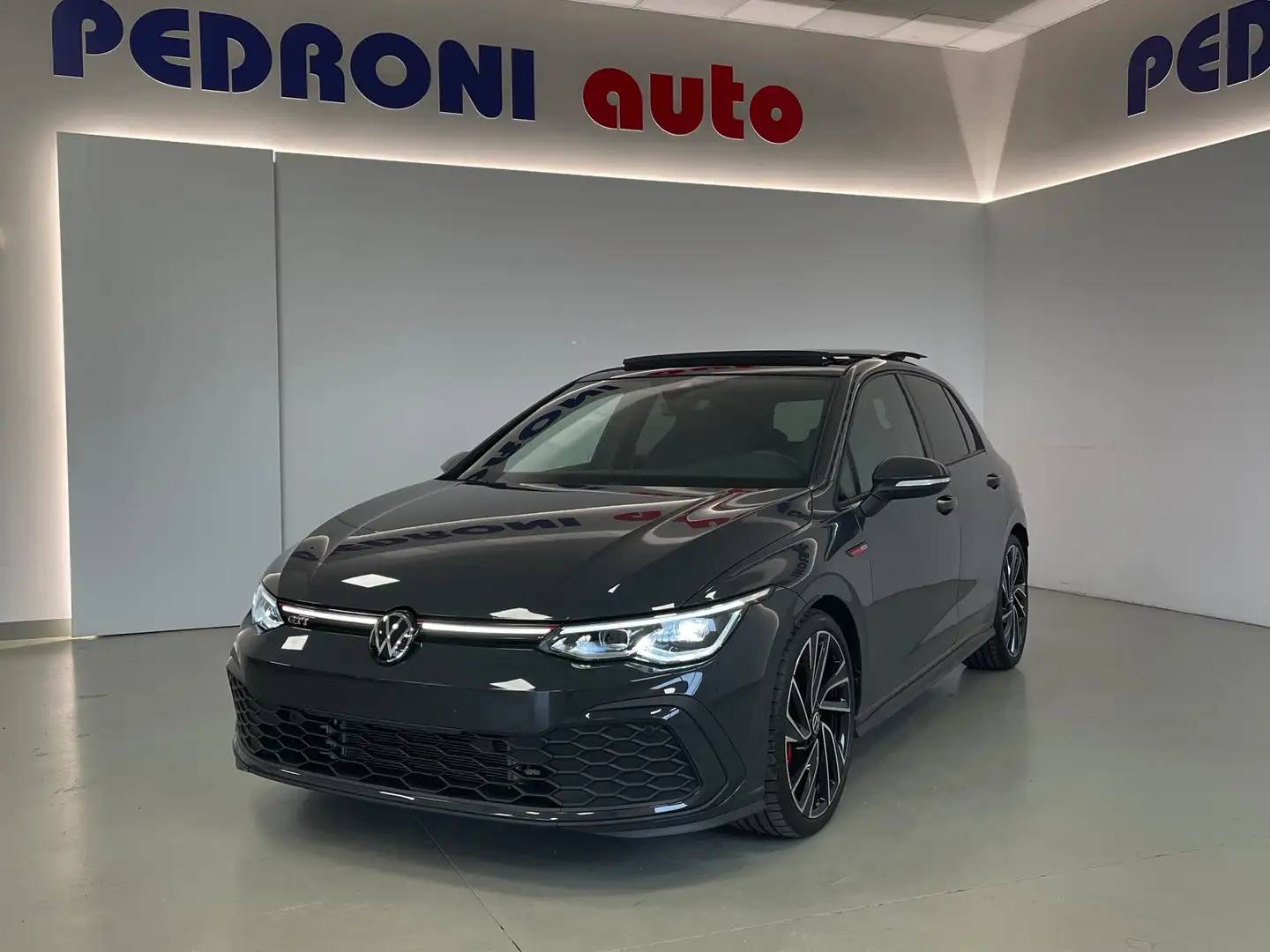 Volkswagen Golf GTI Tetto Matrix 19" Navi Telec. Fendi PREZZO PROMO Grau - 1