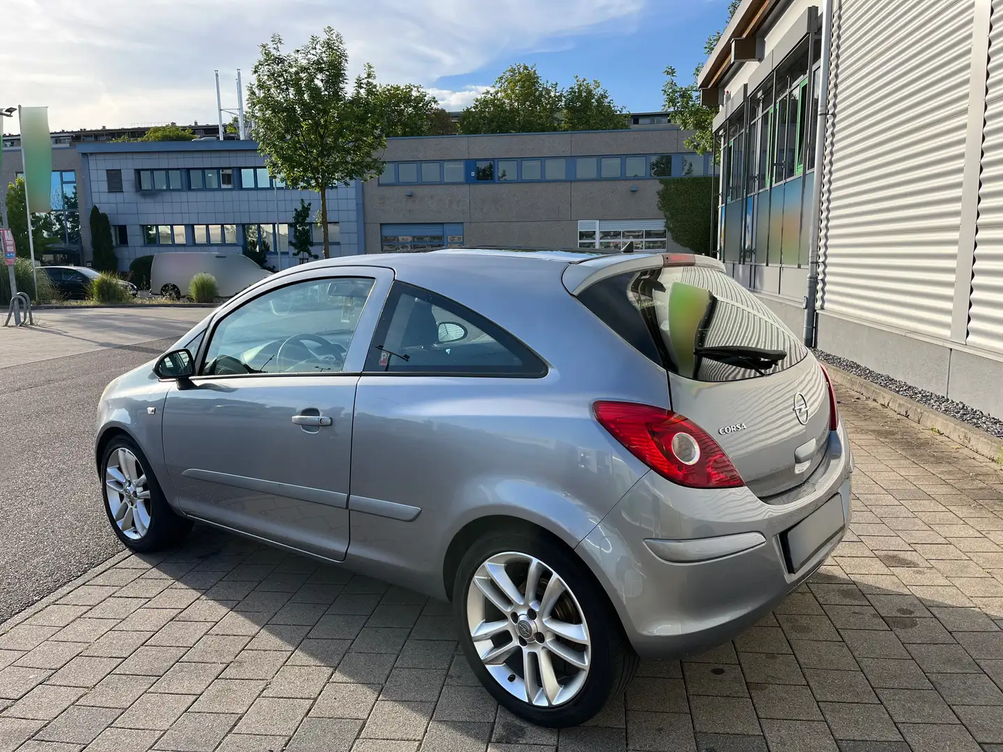 Opel Corsa D Gris - 1