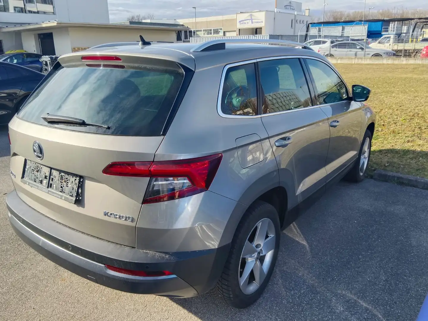 Skoda Karoq Karoq 1,6 TDI Ambition Ambition Бежевий - 2