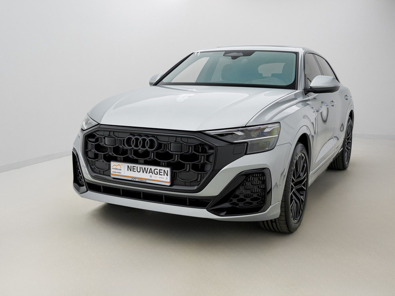 Audi Q8 SUV e-hybrid quattro 290 kW tipt ronic