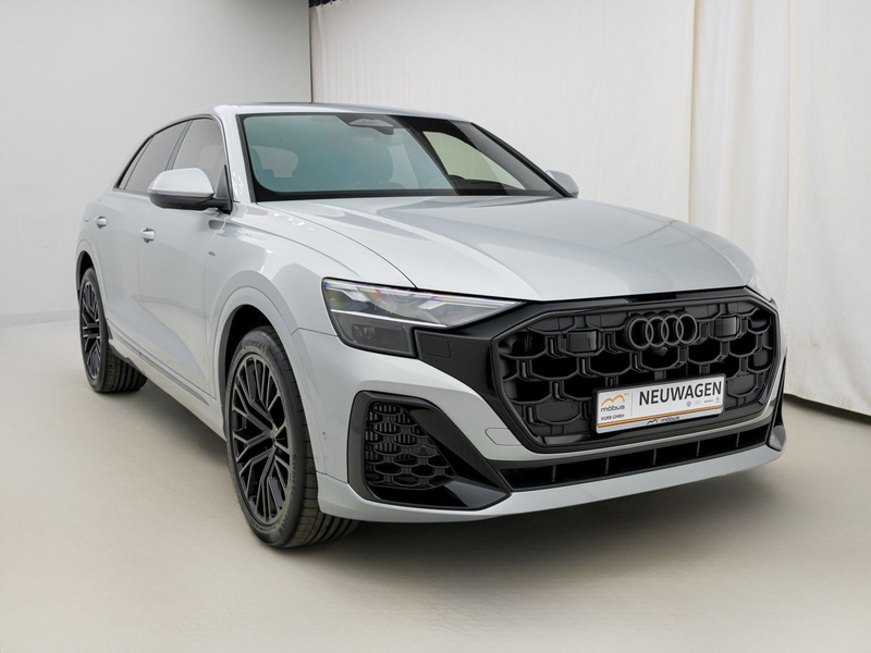 Audi Q8 SUV e-hybrid quattro 290 kW tipt ronic — photo 3