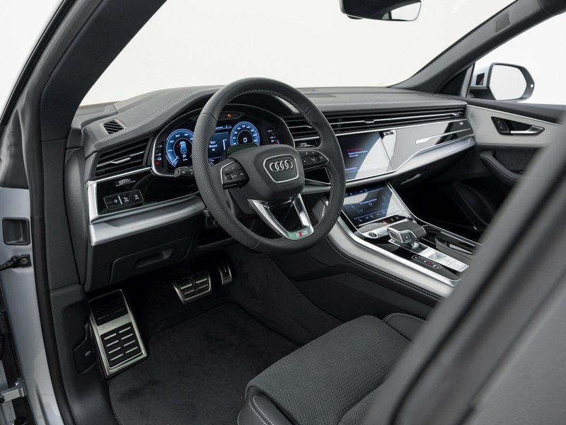 Audi Q8 SUV e-hybrid quattro 290 kW tipt ronic — photo 12
