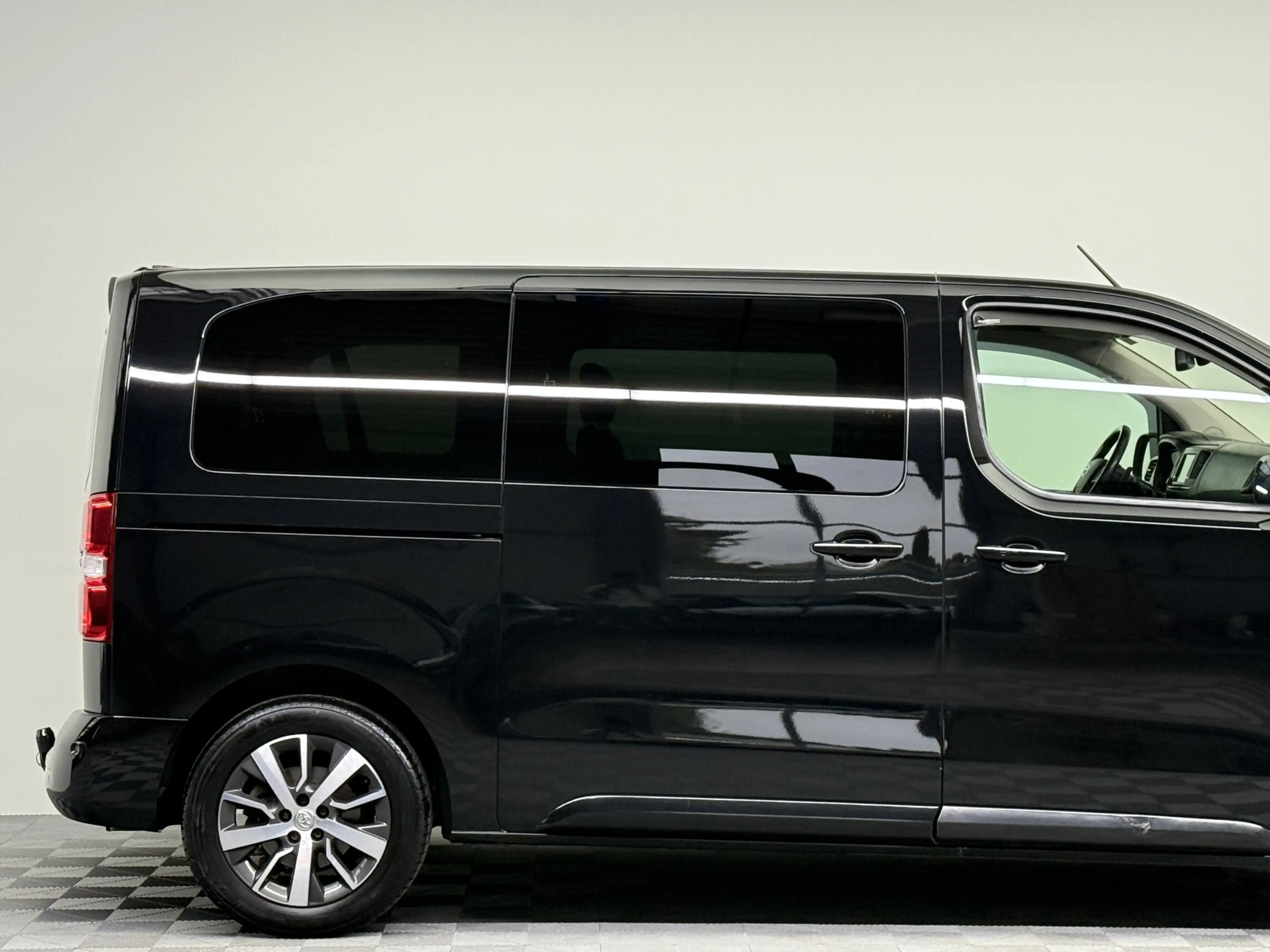 Toyota Proace Verso L1 Executiv|HiFi|7-Sitzer|AHK|HUD| — photo 36