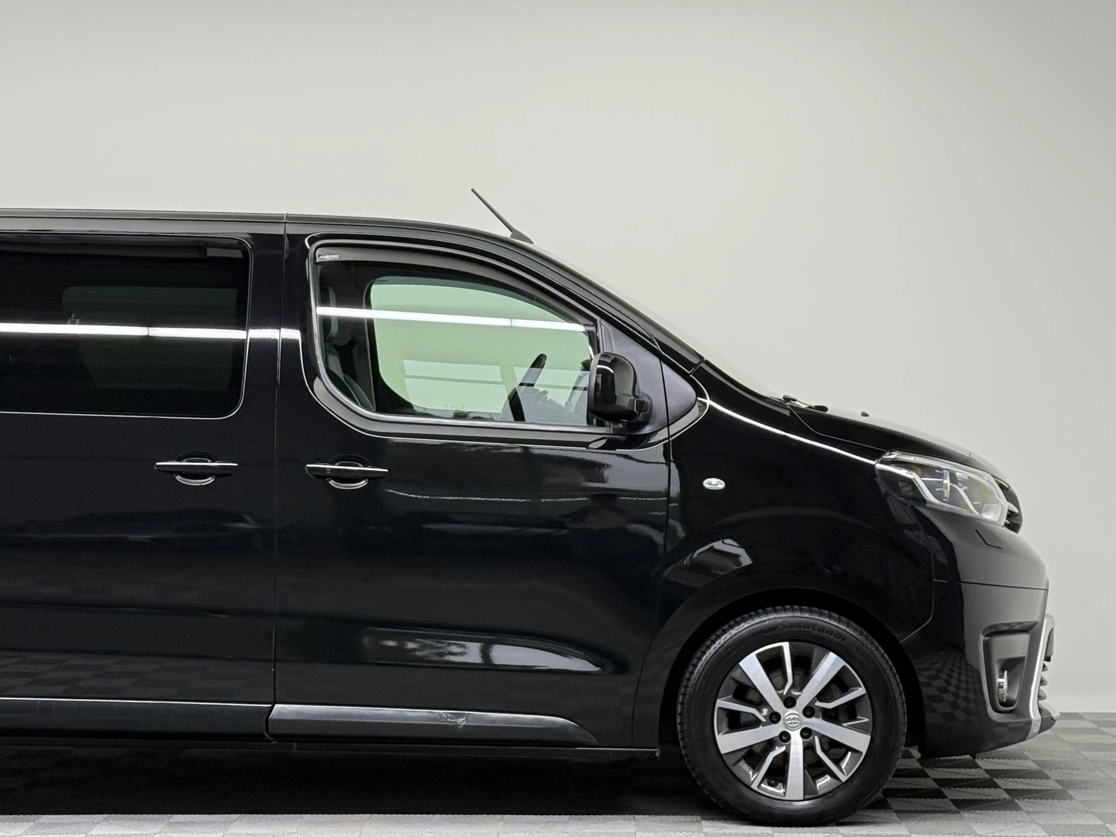 Toyota Proace Verso L1 Executiv|HiFi|7-Sitzer|AHK|HUD| — photo 37