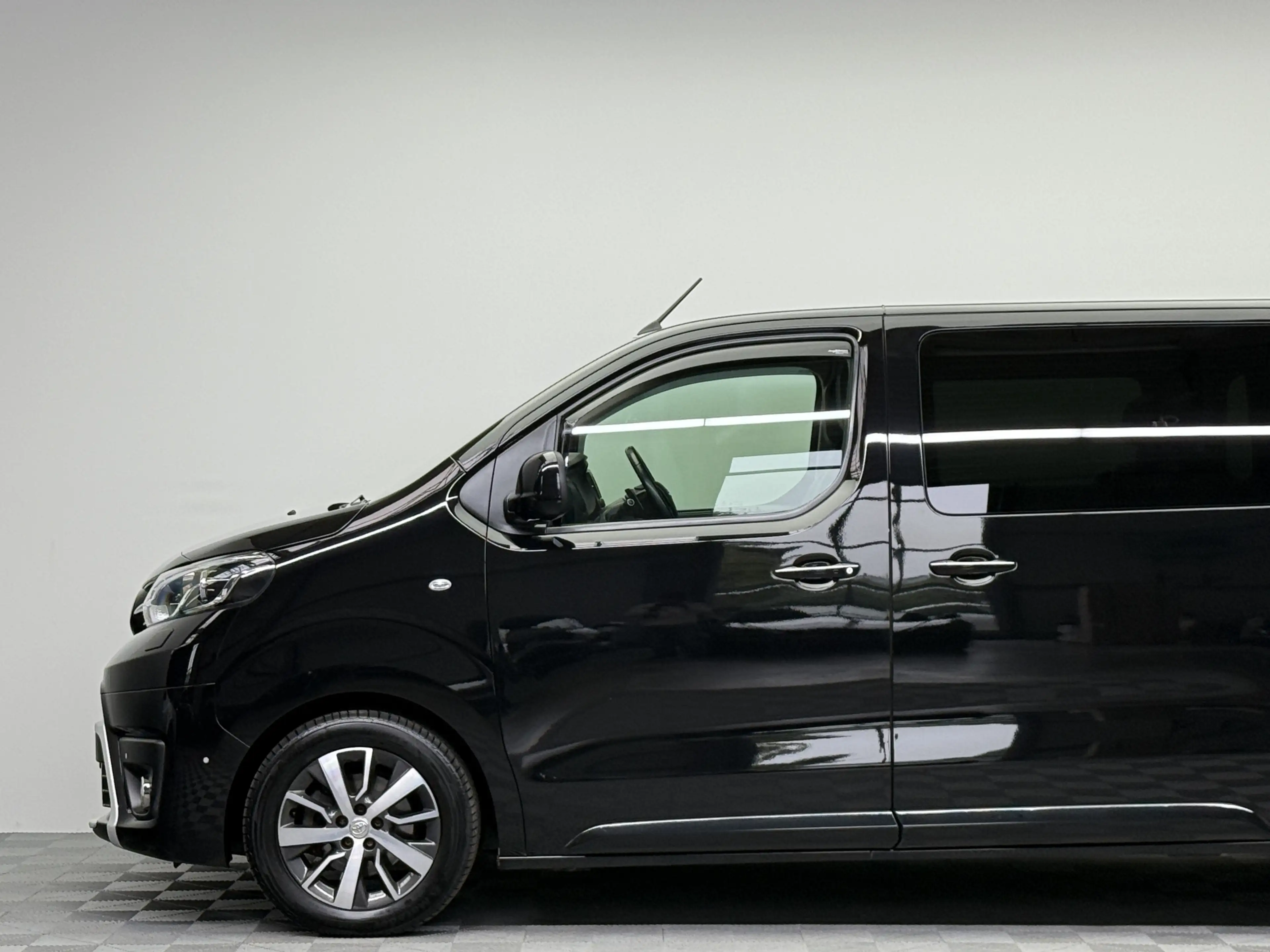 Toyota Proace Verso L1 Executiv|HiFi|7-Sitzer|AHK|HUD| — photo 28