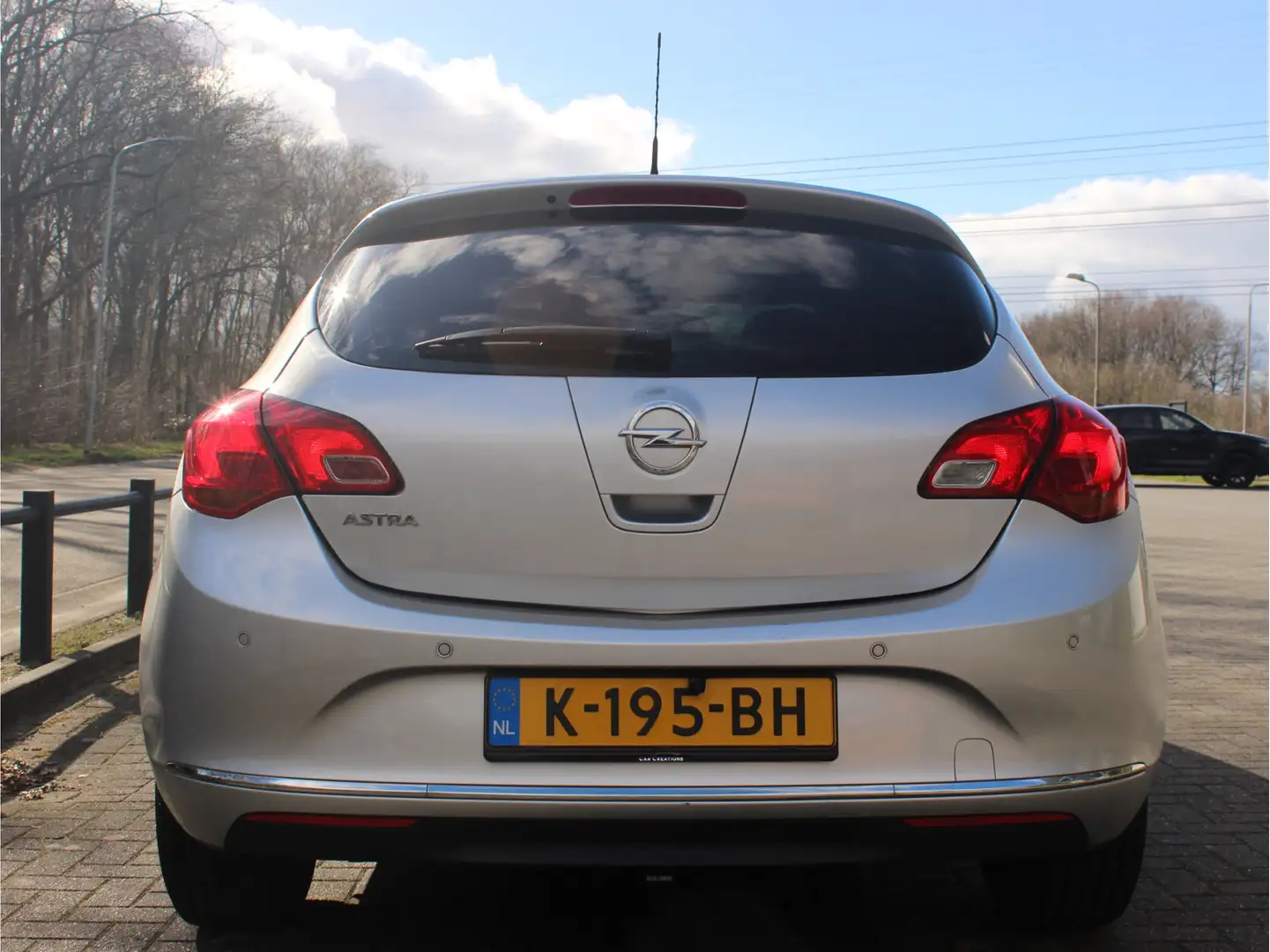 Opel Astra 1.6 Camera Trekhaak Android Auto / Apple Carplay siva - 2