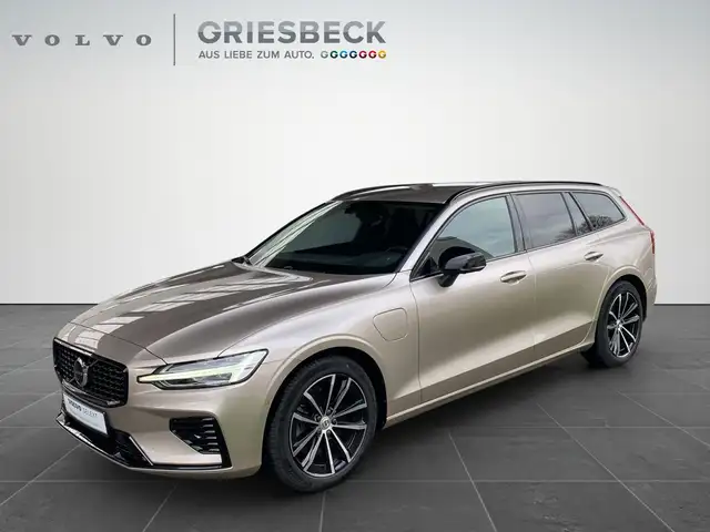 Volvo V60 Kombi T8 Plus Dark Recharge WiPa*LED*Navi*DAB