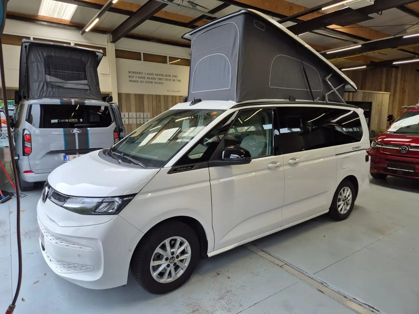 Volkswagen T7 California COAST 2.0 TDI DSG Wit - 1