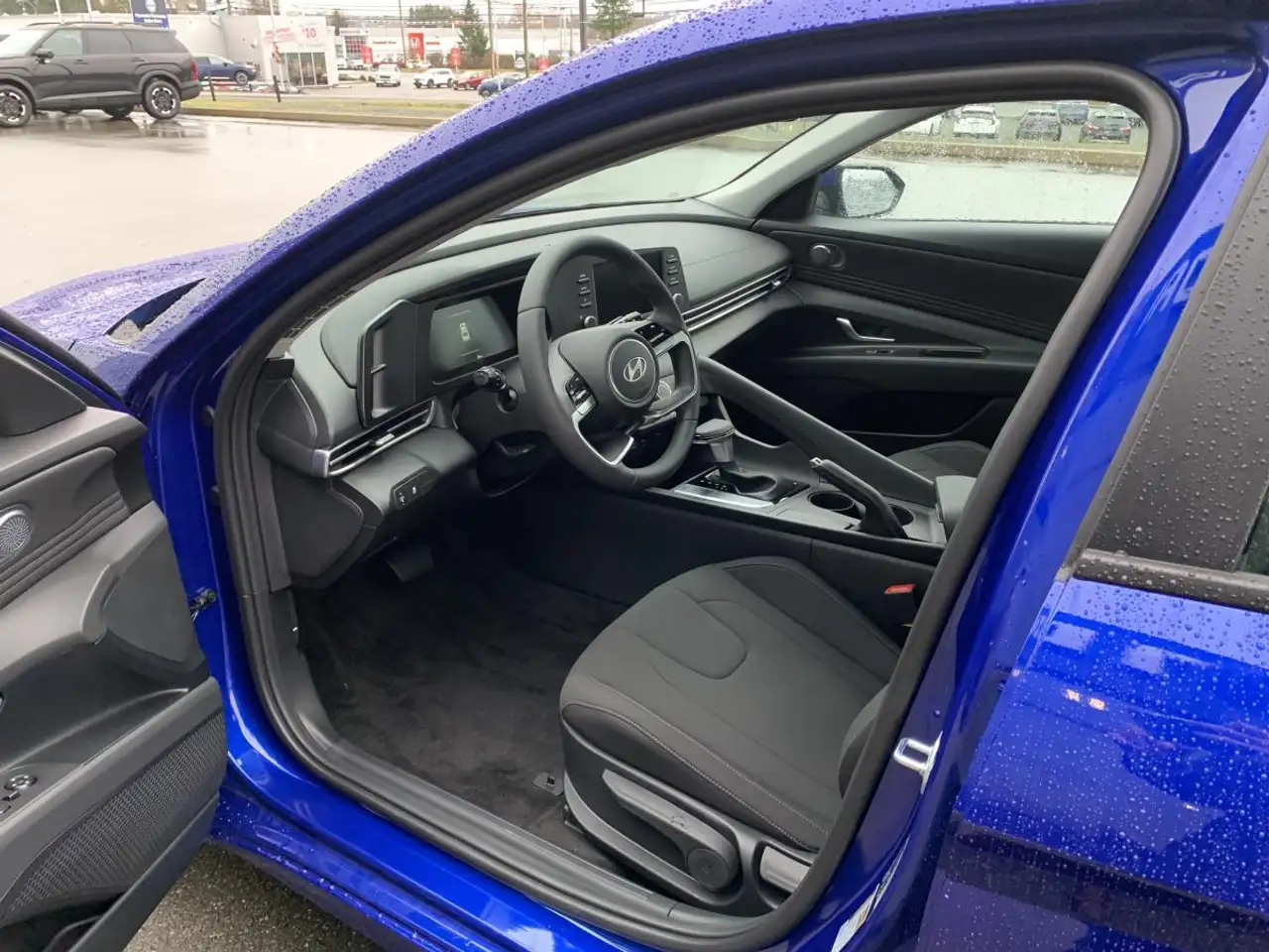 Hyundai ELANTRA снимка Hyundai ELANTRA