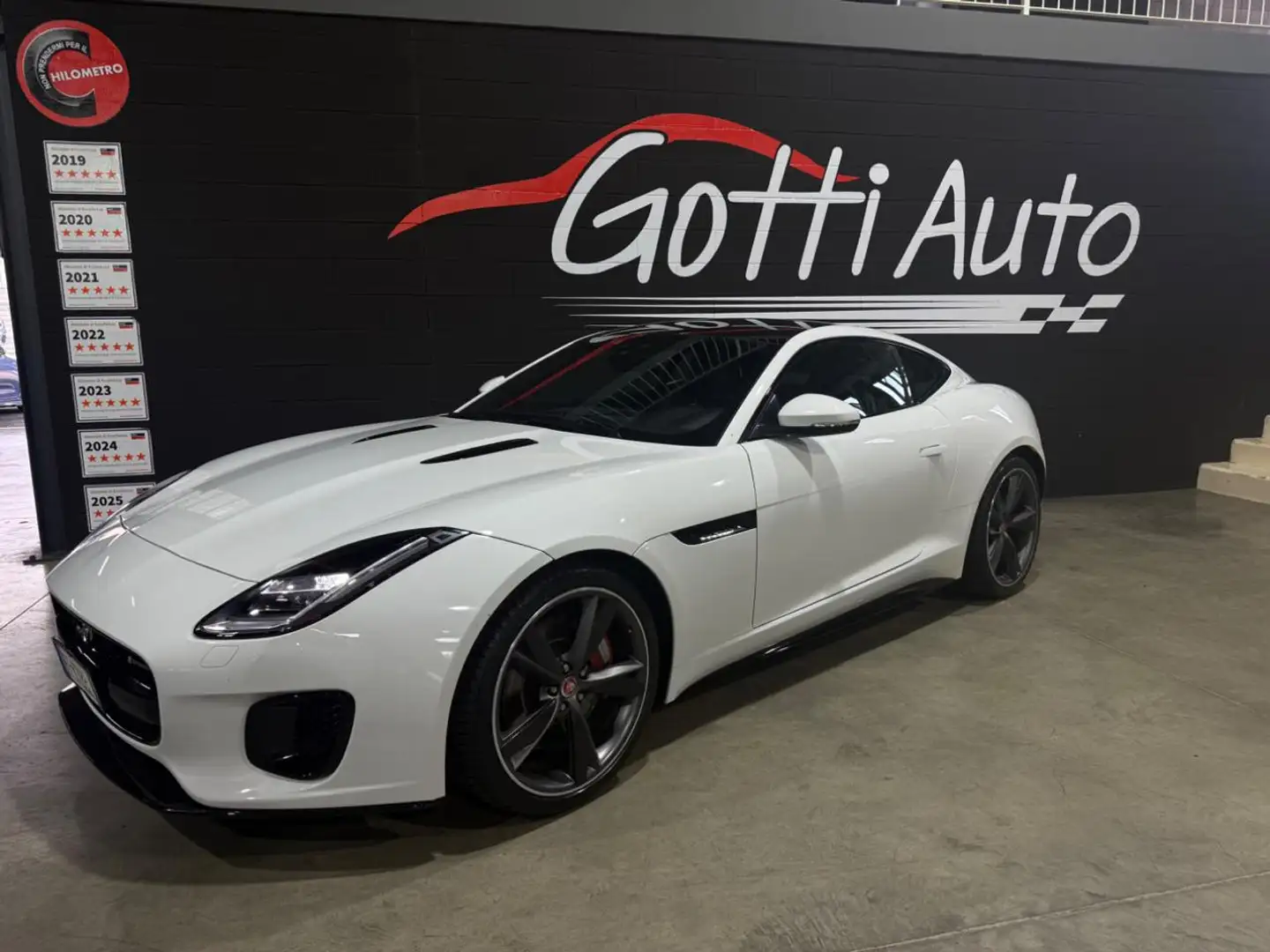 Jaguar F-Type R-DYNAMICCERCHIIN CARBONIO GUSCIO Bianco - 2