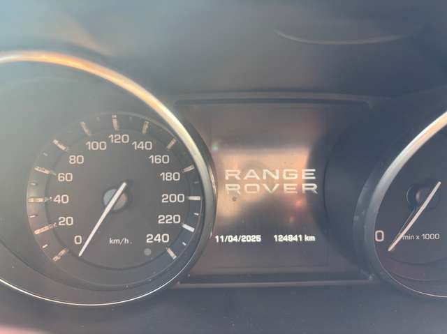 Imagine Land Rover Range Rover Evoque Range Rover Evoque TD4 Pure