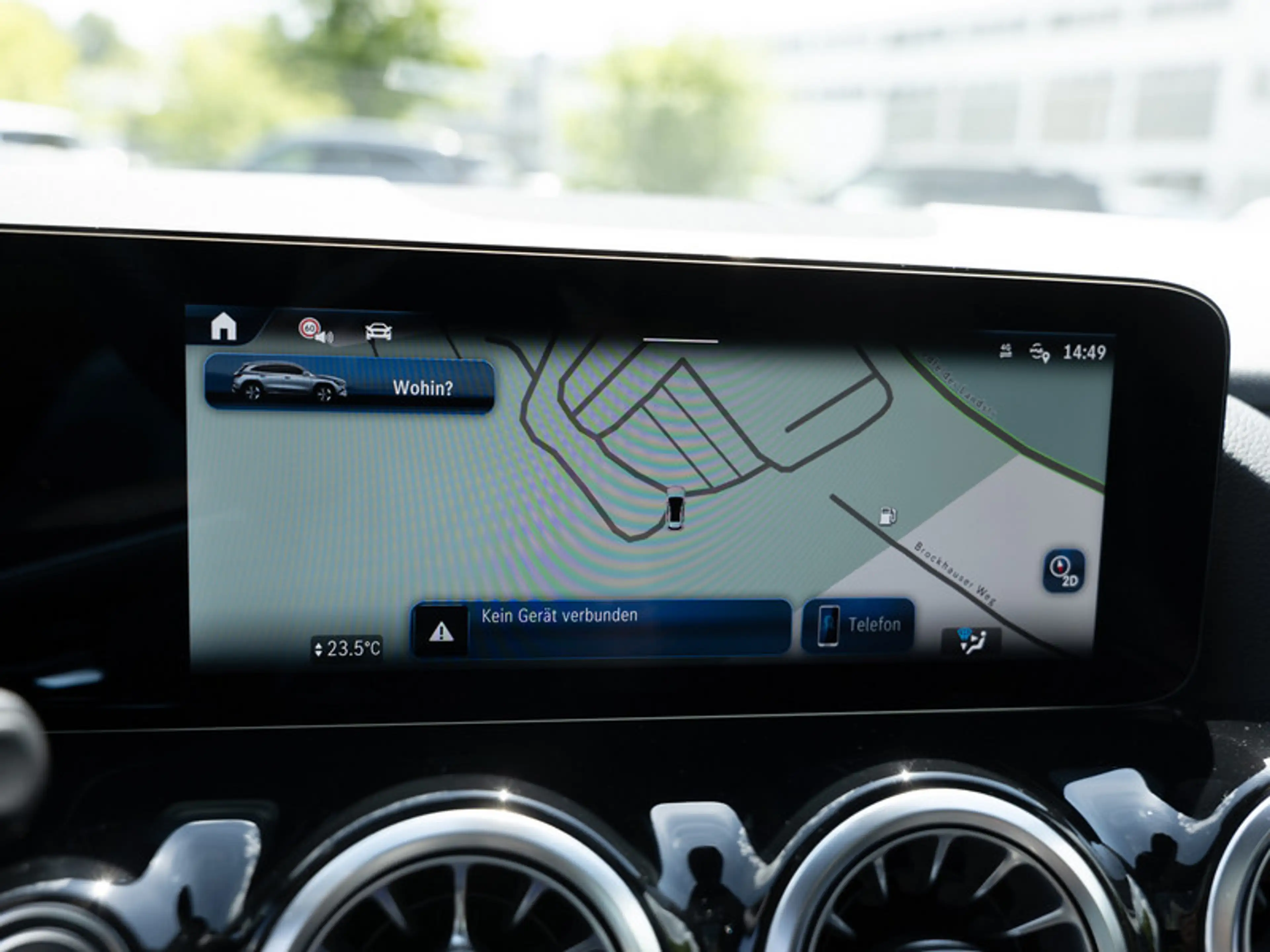 Mercedes-Benz GLA 220 d 4MATIC AMG-Sport+Pano+Distr+MLB+Night — photo 11