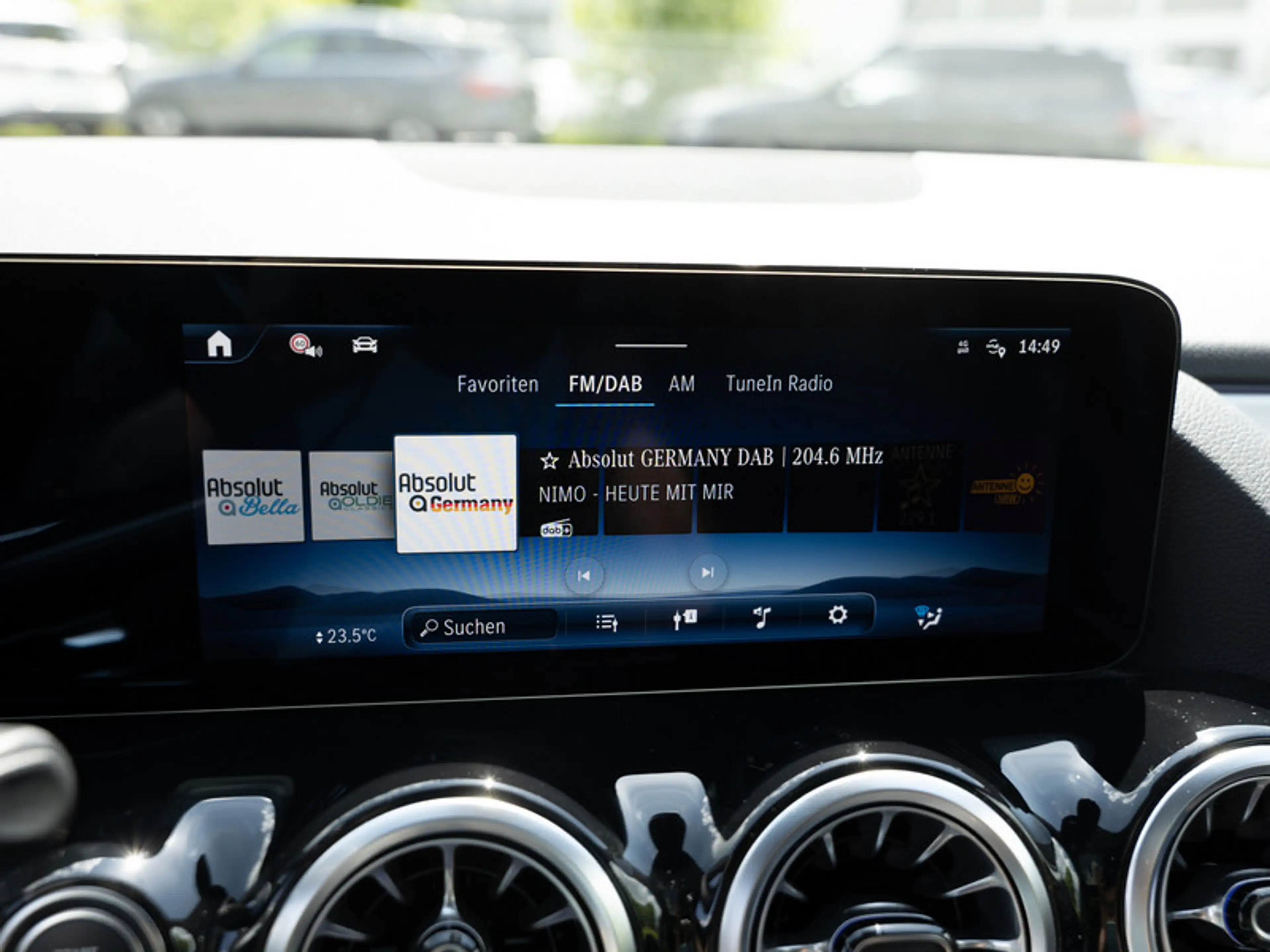Mercedes-Benz GLA 220 d 4MATIC AMG-Sport+Pano+Distr+MLB+Night — photo 12