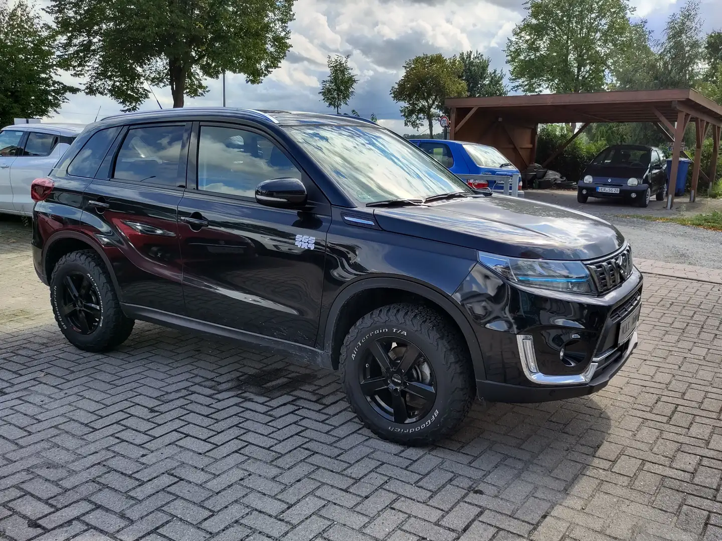 Suzuki Vitara Vitara Vollhybrid 1.5 Dualjet Hybrid AGS Comfort+ Schwarz - 2