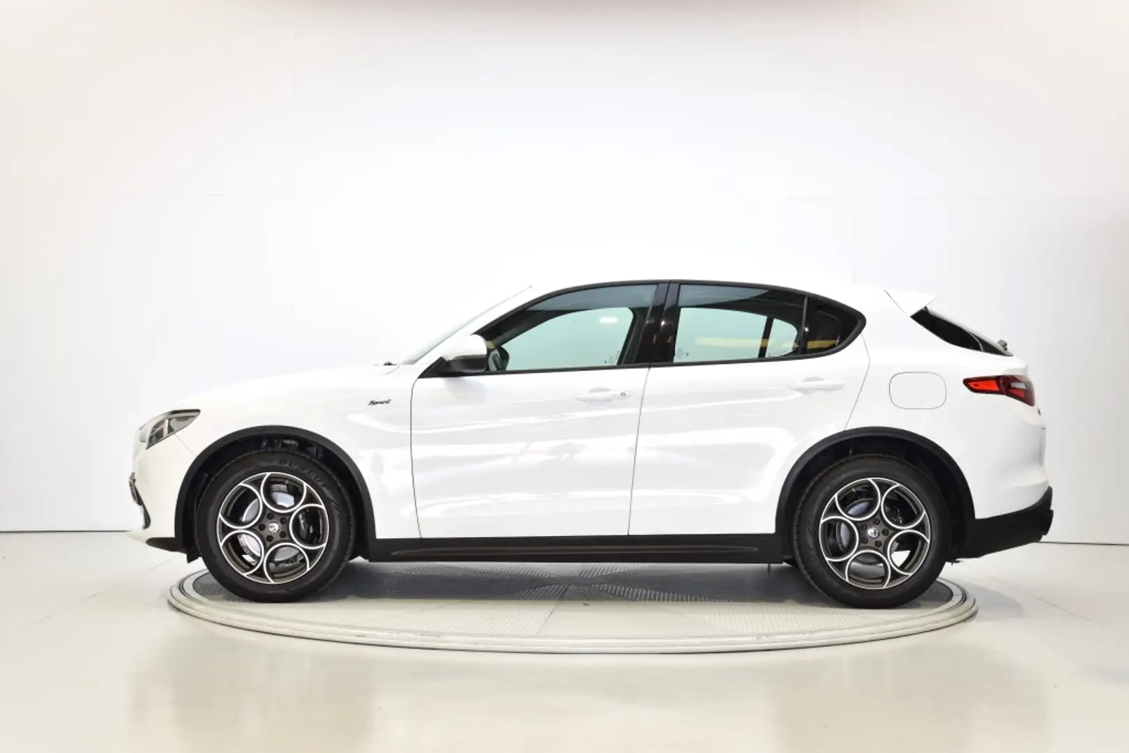 Alfa Romeo Stelvio 2.2 Sprint Q4 190 Aut. Blanco - 2