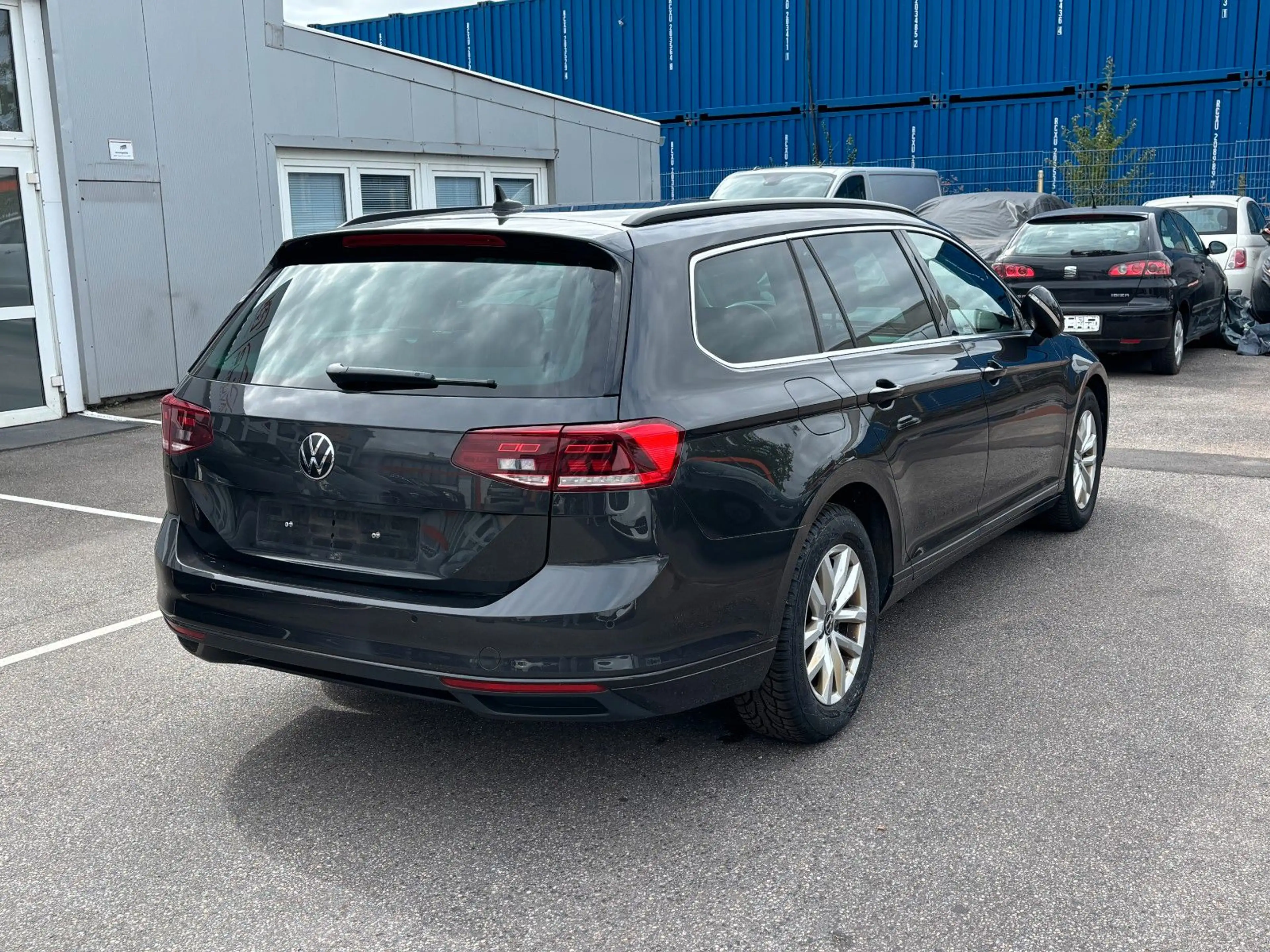 Volkswagen Passat Variant DSG Comfortline / Life / Business — photo 3