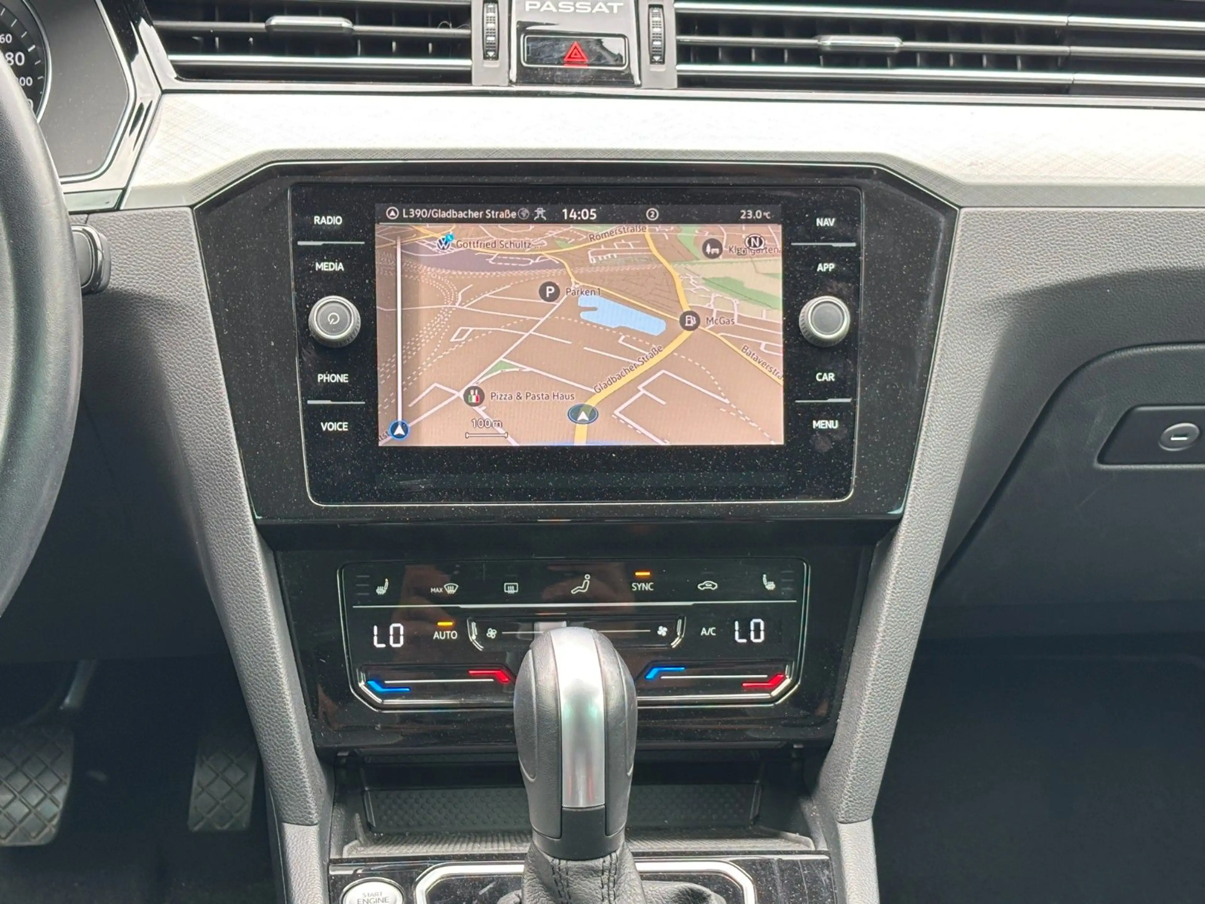 Volkswagen Passat Variant DSG Comfortline / Life / Business — photo 14