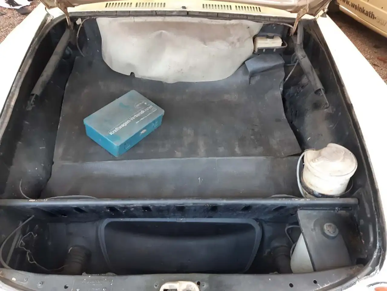 Volkswagen 1500 Variant Typ3 Scheunenfund, foto 12