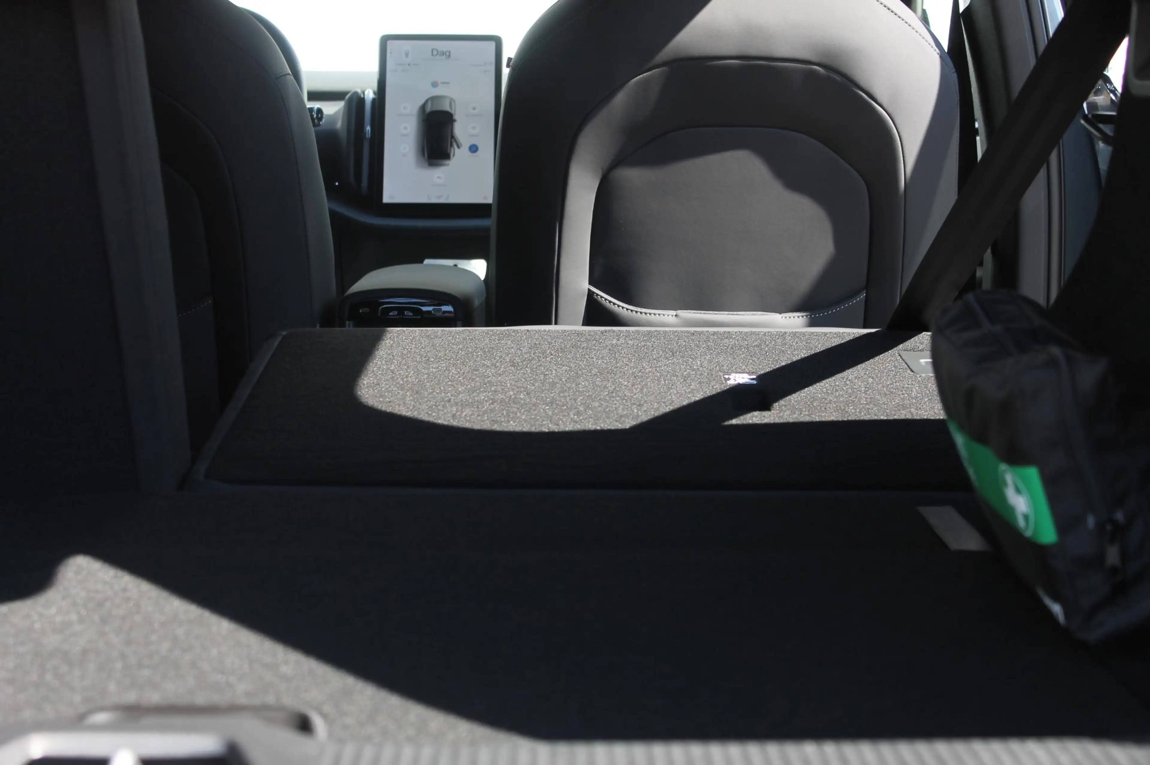 Volvo EX30 P5 Long Range Plus Europa 69 kWh Google infotainme — photo 6