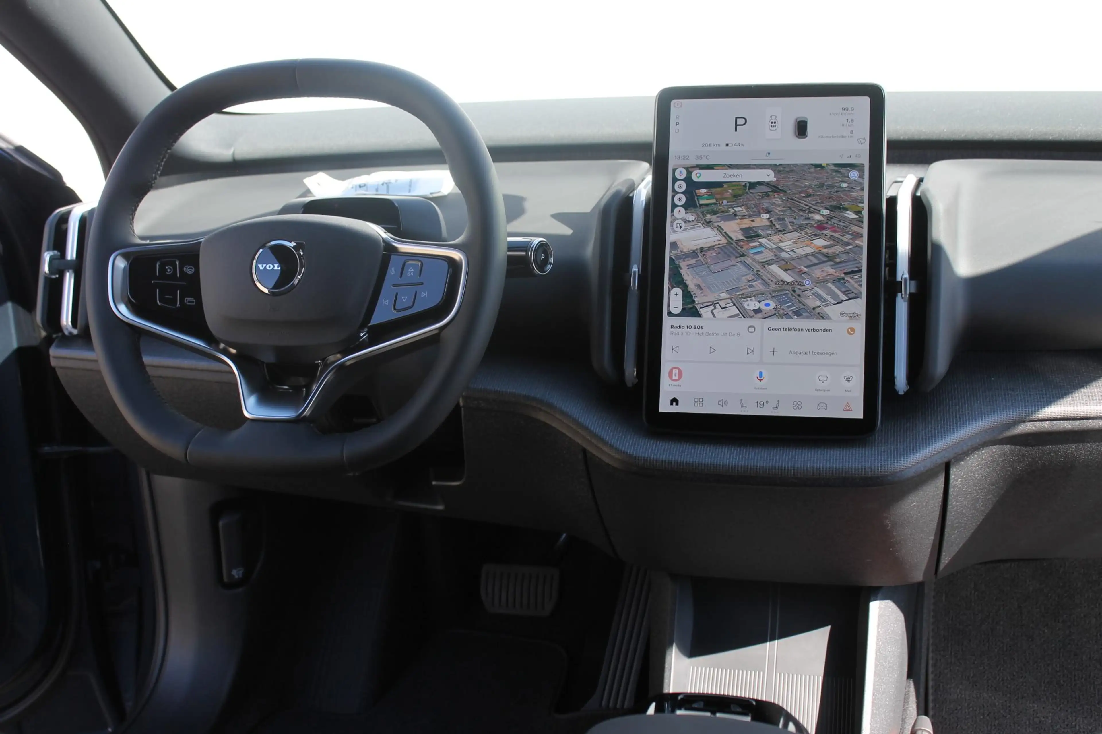 Volvo EX30 P5 Long Range Plus Europa 69 kWh Google infotainme — photo 2