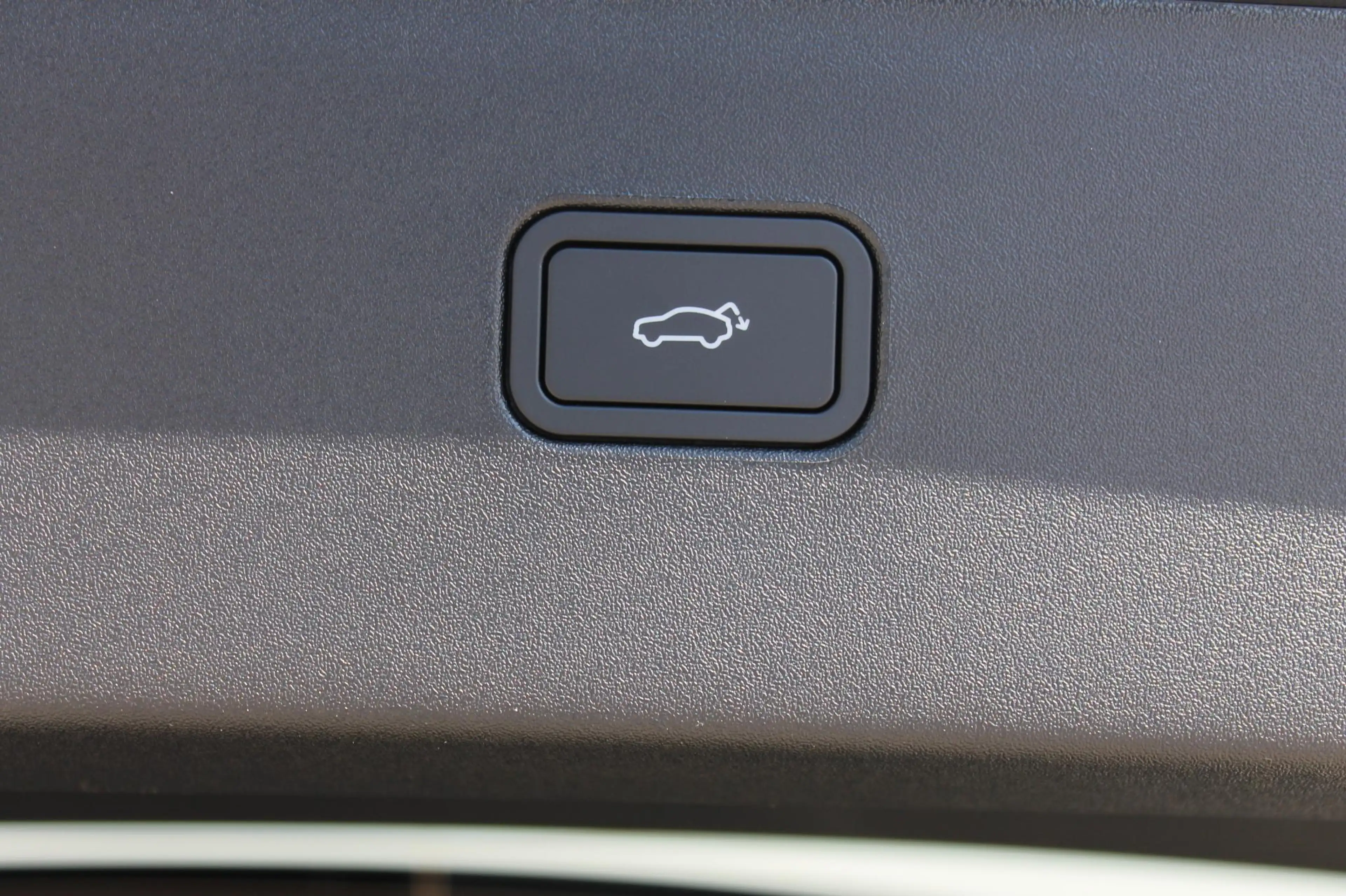 Volvo EX30 P5 Long Range Plus Europa 69 kWh Google infotainme — photo 11