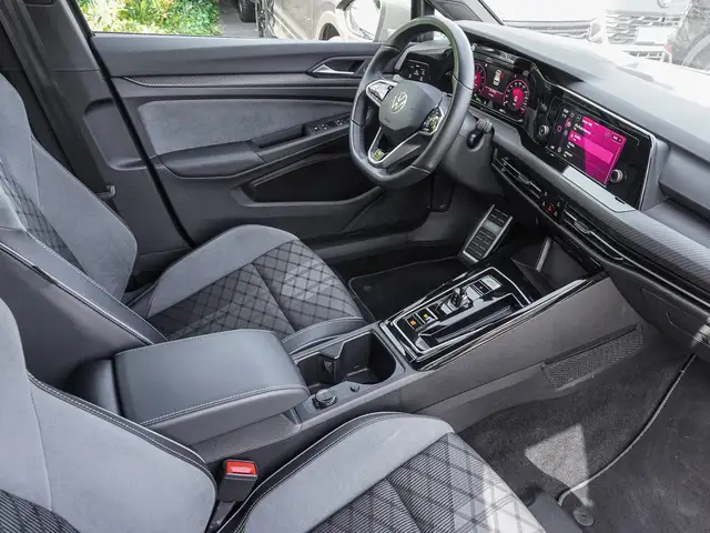 Volkswagen Golf view 8