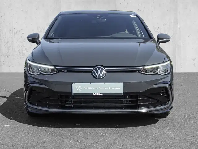 Volkswagen Golf view 3