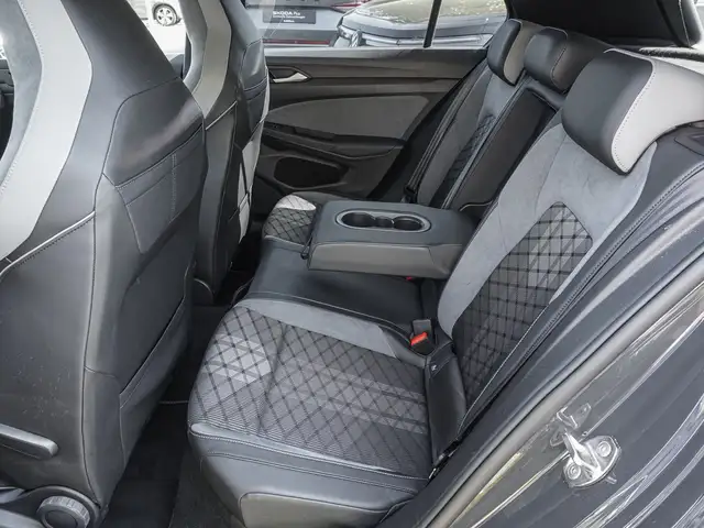 Volkswagen Golf view 15