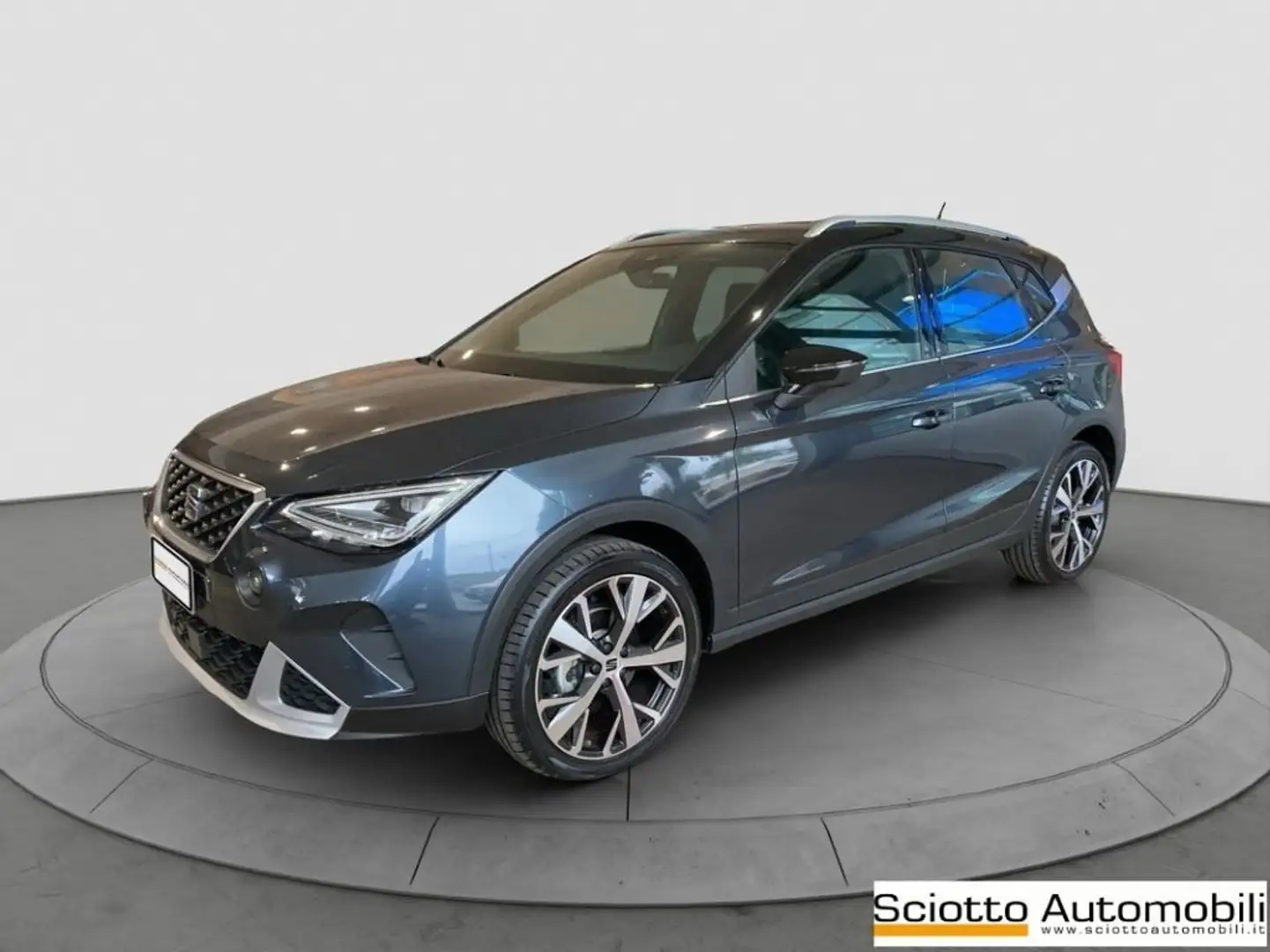 SEAT Arona 1.0 EcoTSI 110 CV DSG XPERIENCE Verde - 2