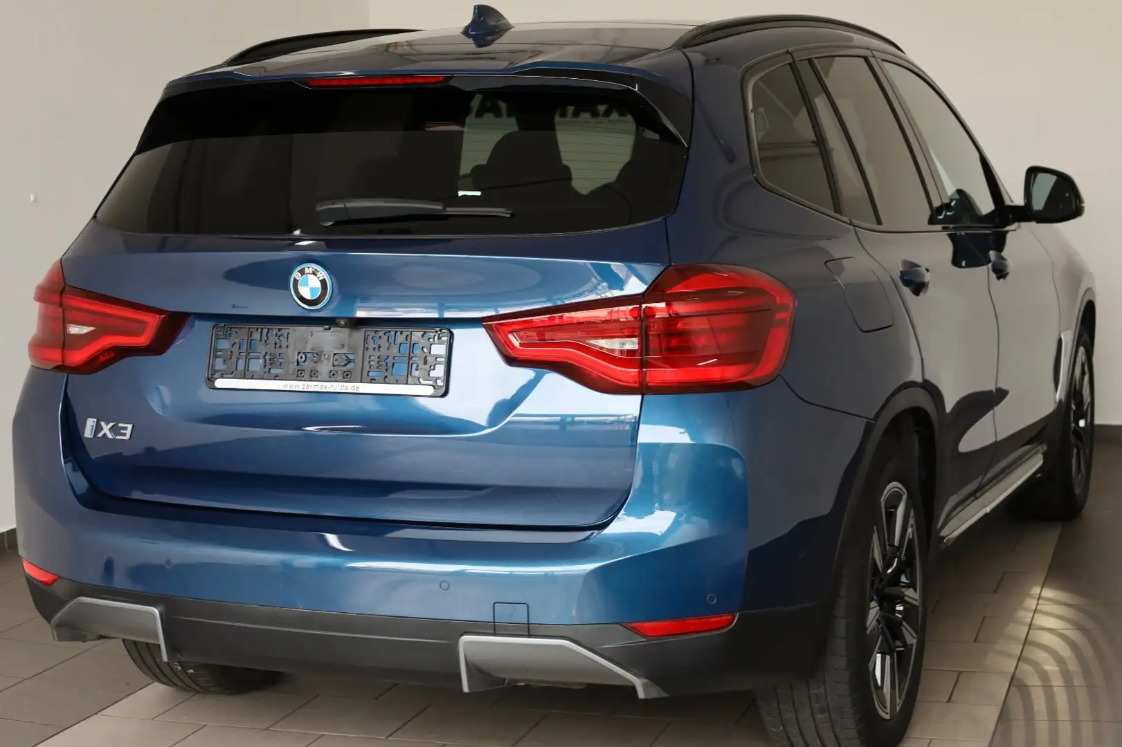 BMW iX3 Inspiring,Leder,Navi,SH,Kamera,Panorama,ACC Bleu - 2