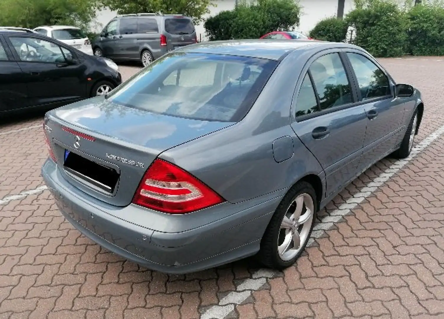 Mercedes-Benz C 180 C 180 Kompressor Classic Grau - 2