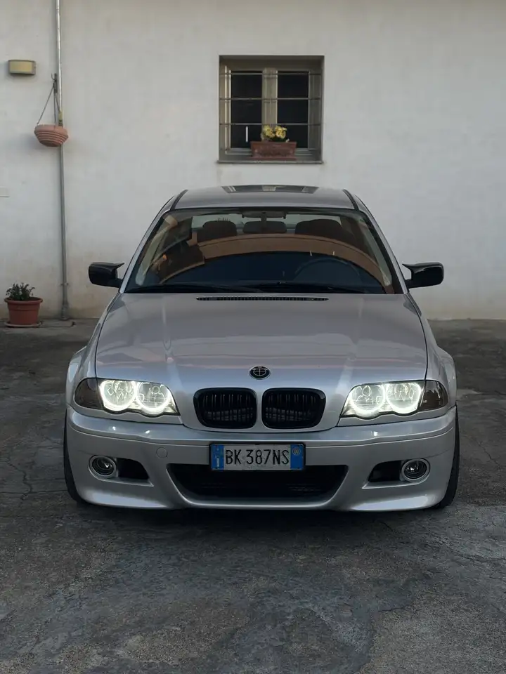 BMW 320 e46 (neopatentati), foto 1
