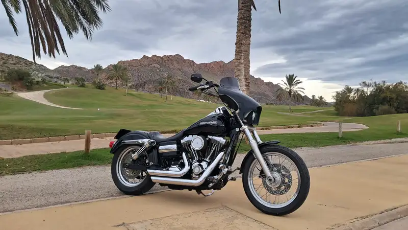 Harley-Davidson Dyna Glide - foto 5