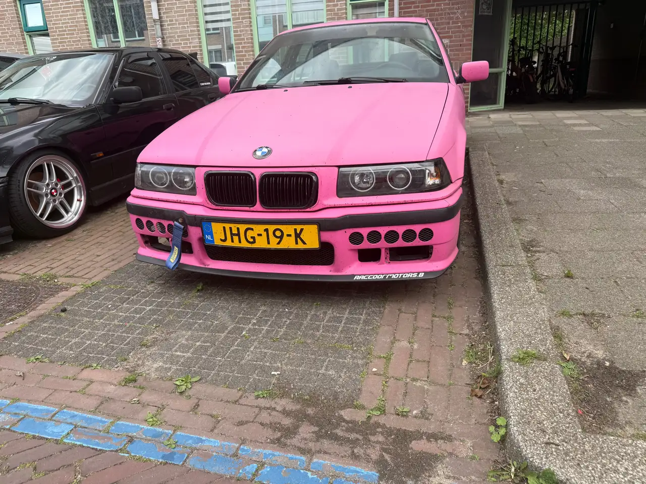 BMW 318 318i, foto 1