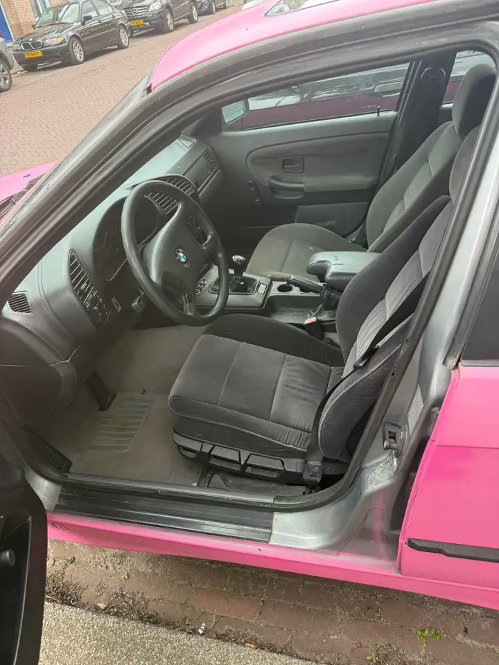 BMW 318 318i, foto 6