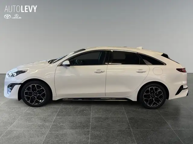 Kia Proceed view 3