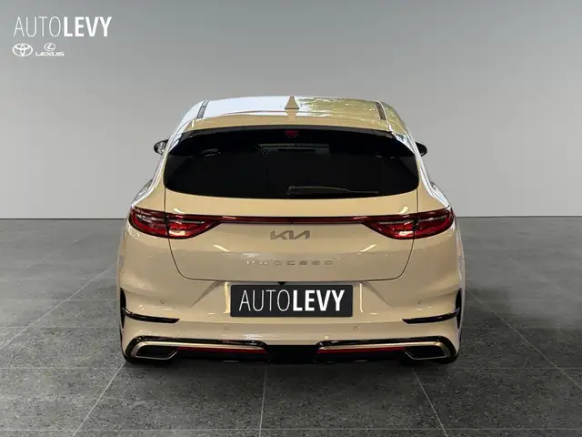 Kia Proceed view 5