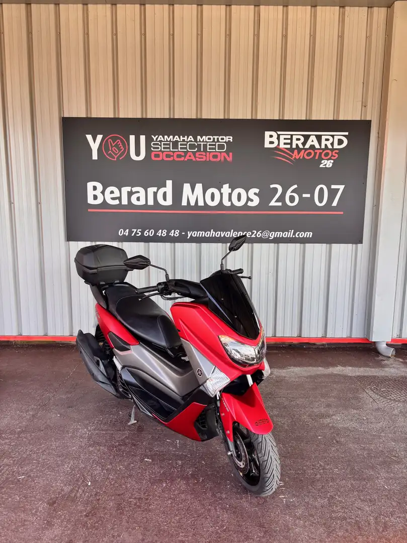 Yamaha NMAX Red - 2