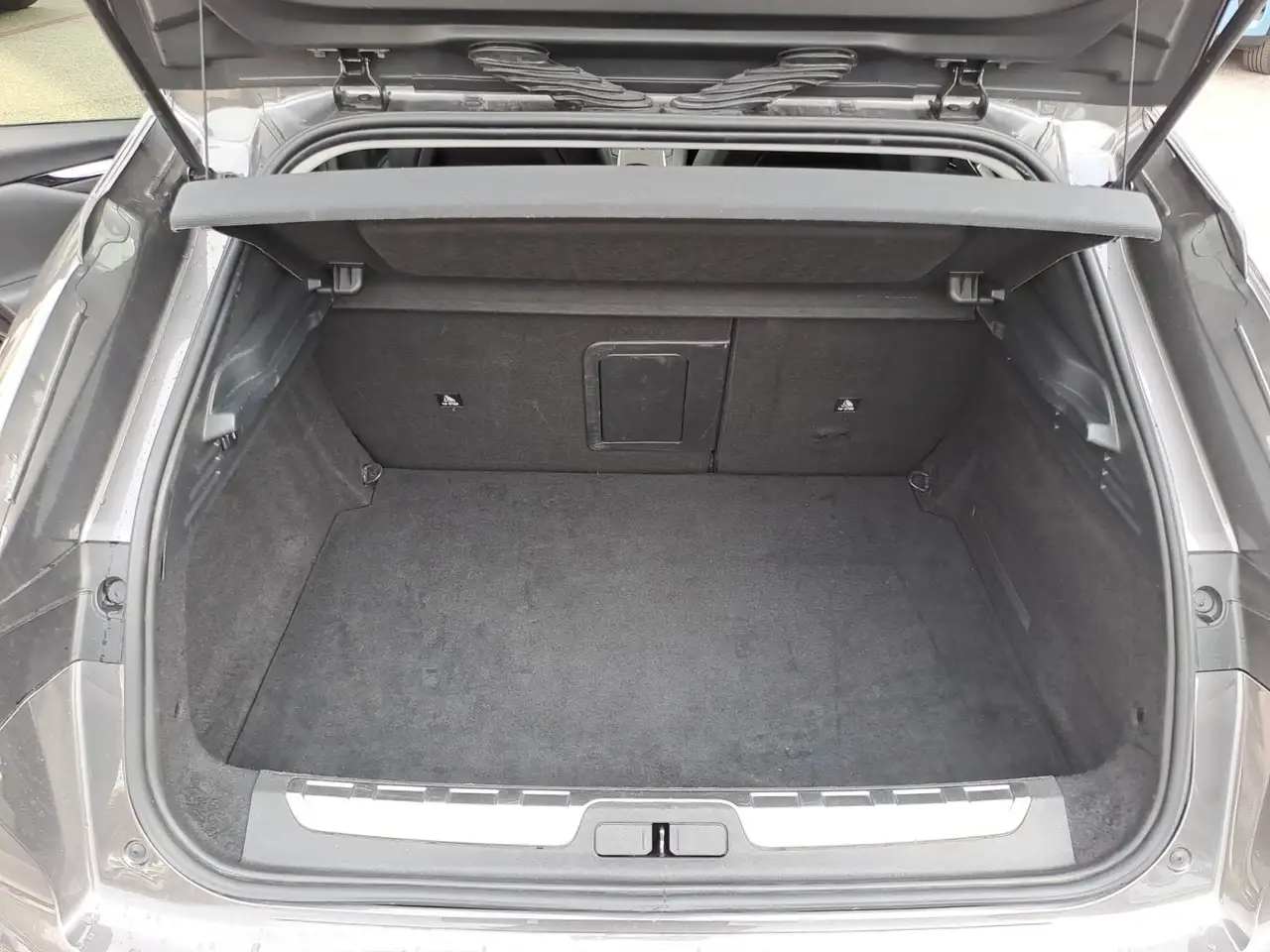 DS Automobiles DS 4 Crossback 4 E-Tense 225 Performance Line+ 17