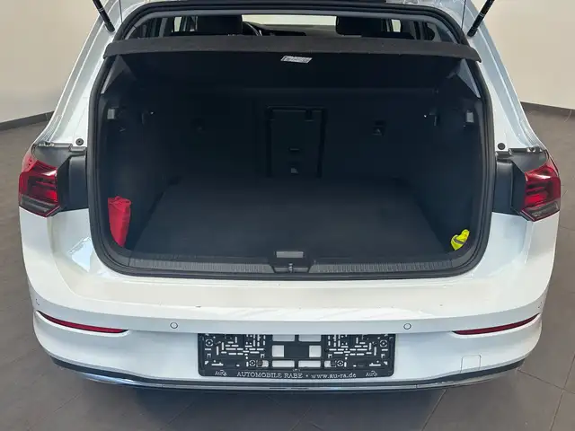 Volkswagen Golf view 8