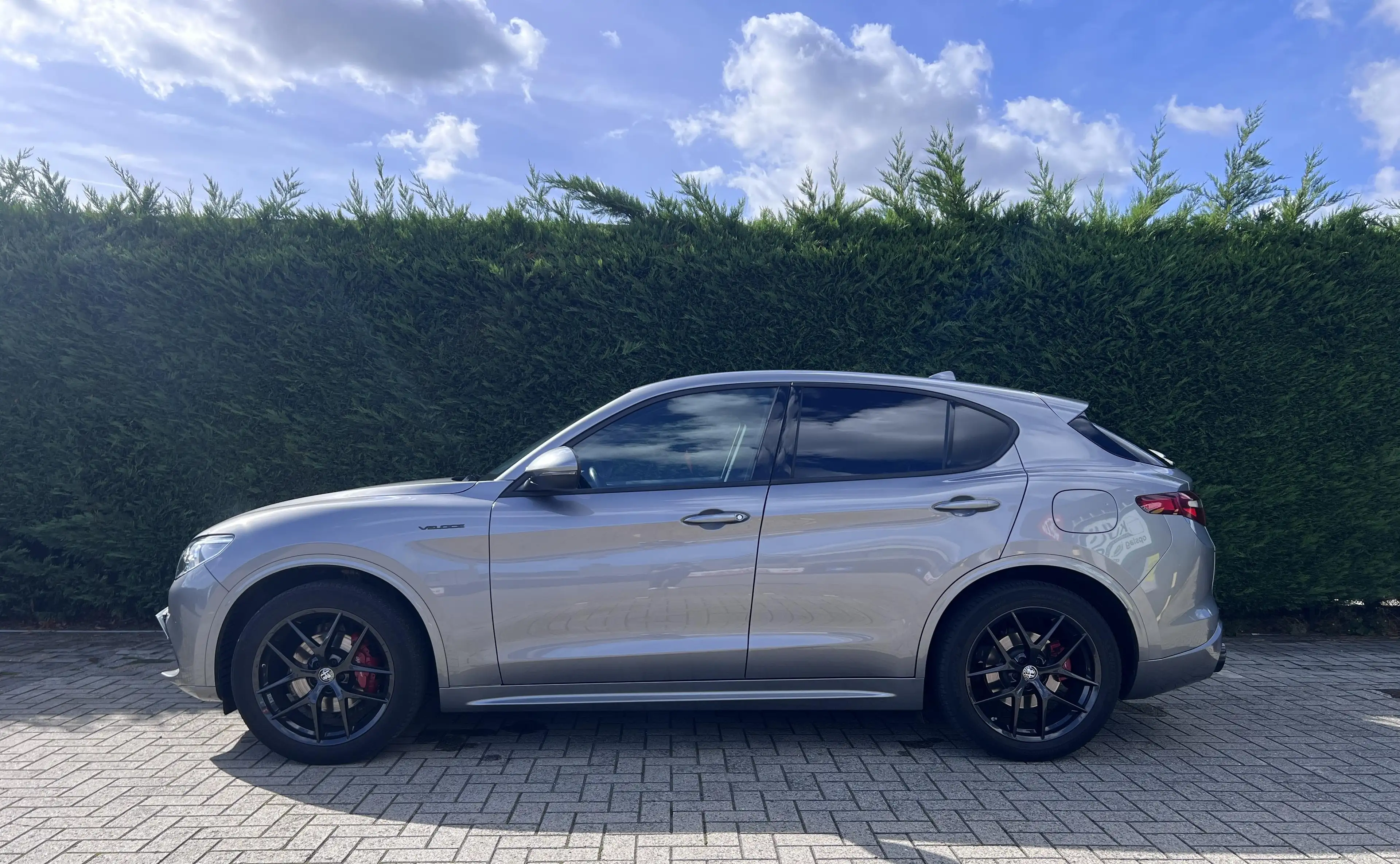 Alfa Romeo Stelvio Veloce — photo 8