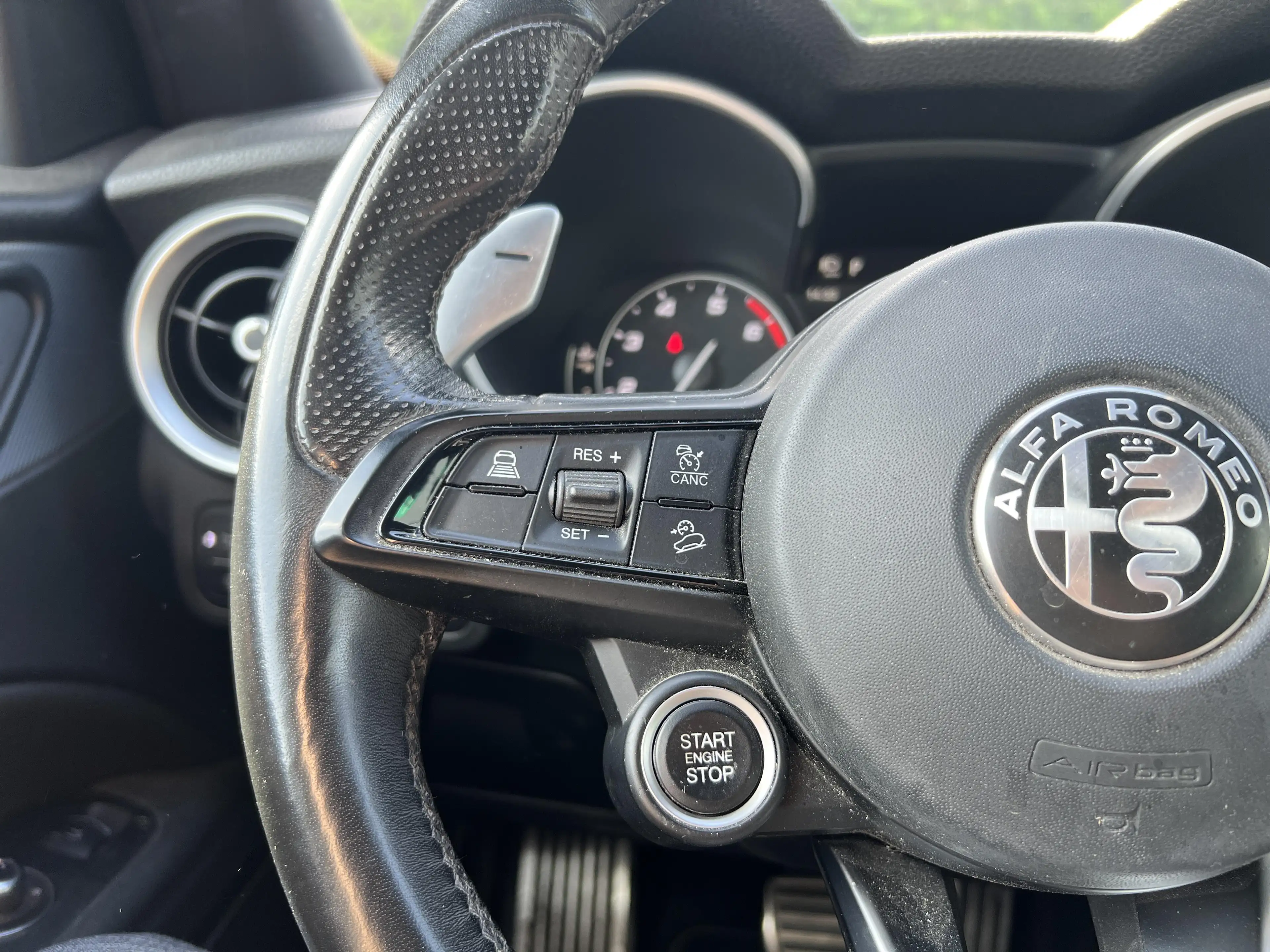 Alfa Romeo Stelvio Veloce — photo 14