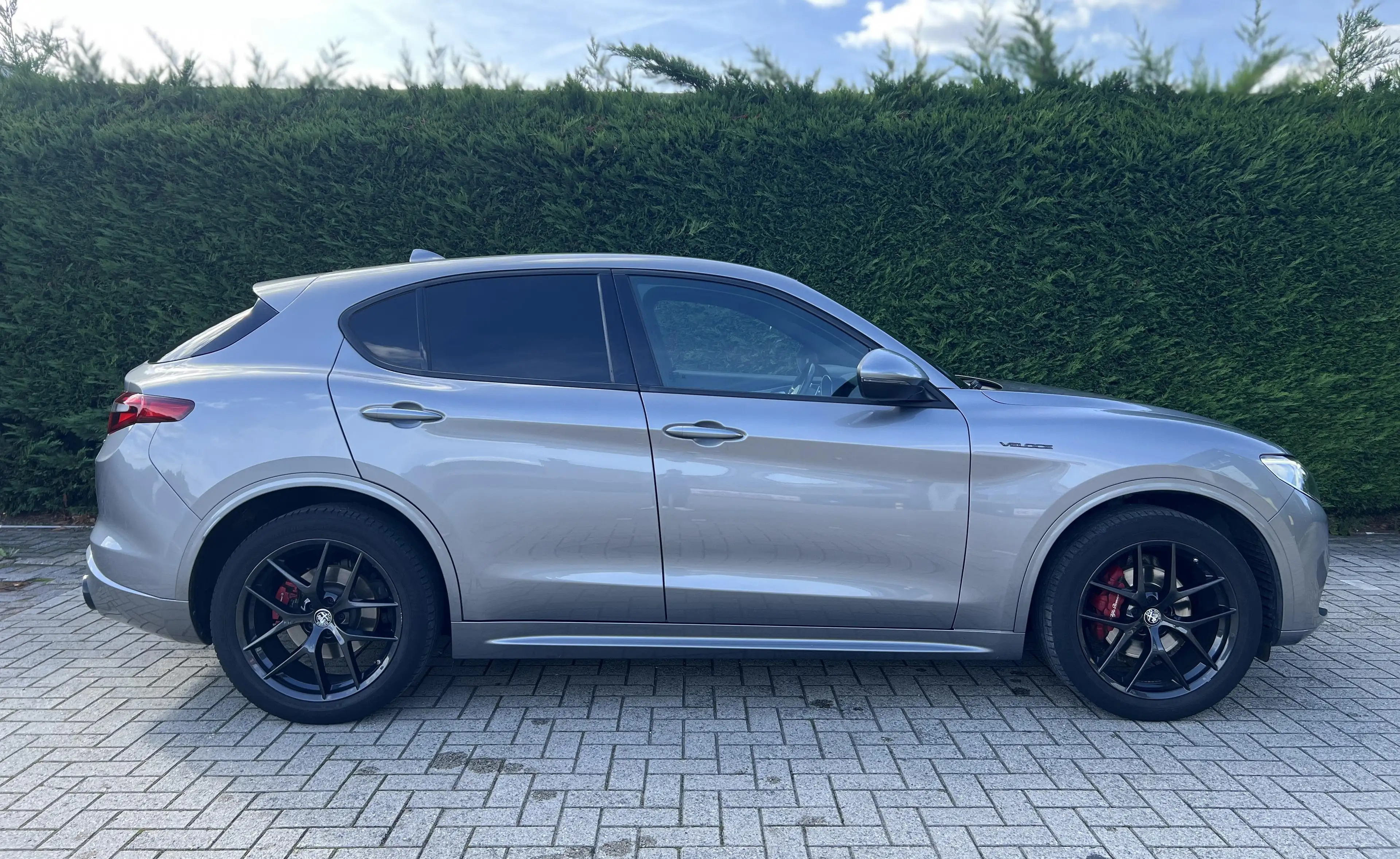 Alfa Romeo Stelvio Veloce — photo 4