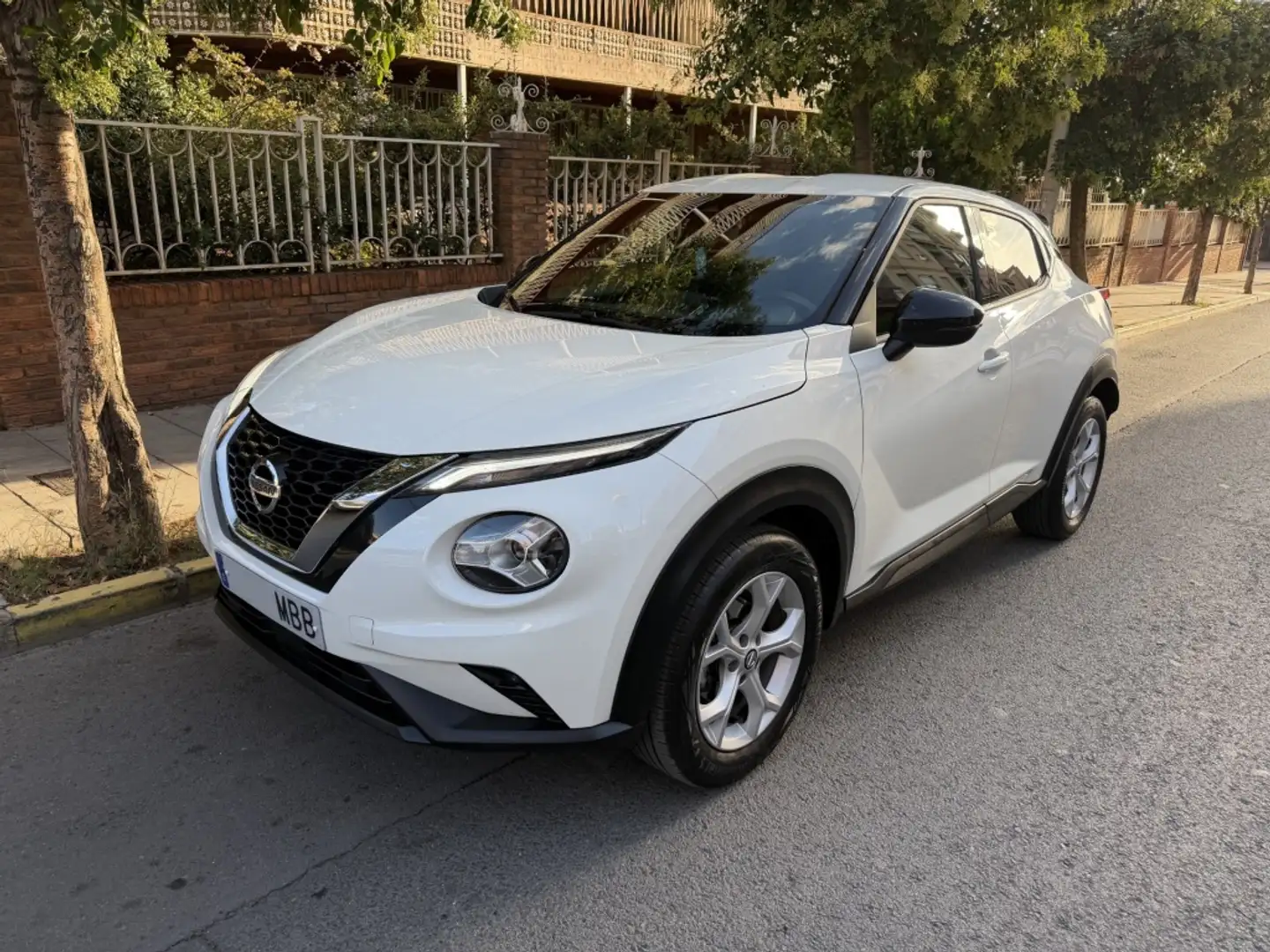 Nissan Juke 1.0 DIG-T Enigma 4x2 114 Blanco - 1