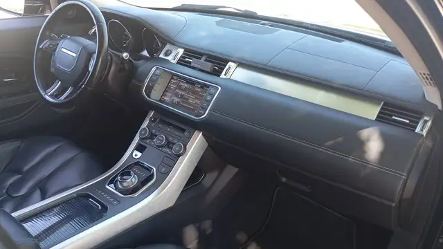 Land Rover Range Rover Evoque view 10