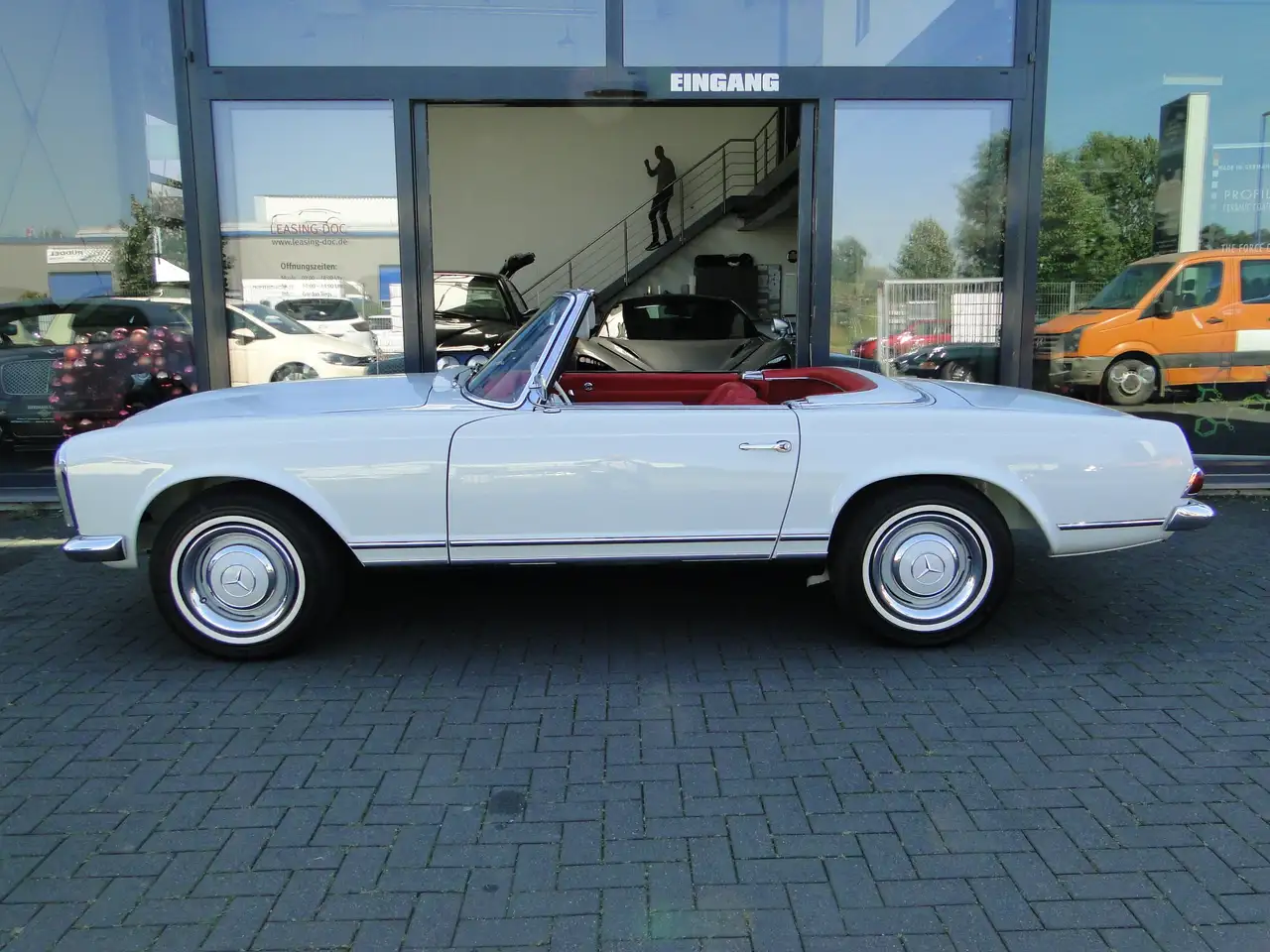 Mercedes-Benz 230 SL PAGODE W113 DEUTSCHES FAHRZEUG LEDER ROT, foto 4