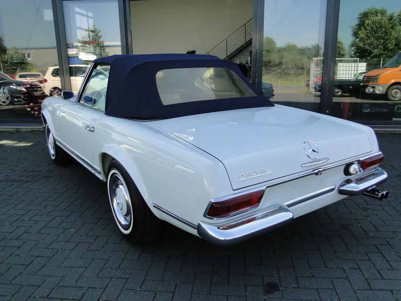 Mercedes-Benz 230 SL PAGODE W113 DEUTSCHES FAHRZEUG LEDER ROT, foto 5