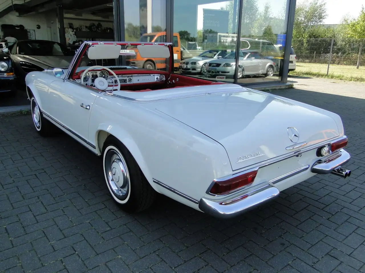 Mercedes-Benz 230 SL PAGODE W113 DEUTSCHES FAHRZEUG LEDER ROT, foto 6
