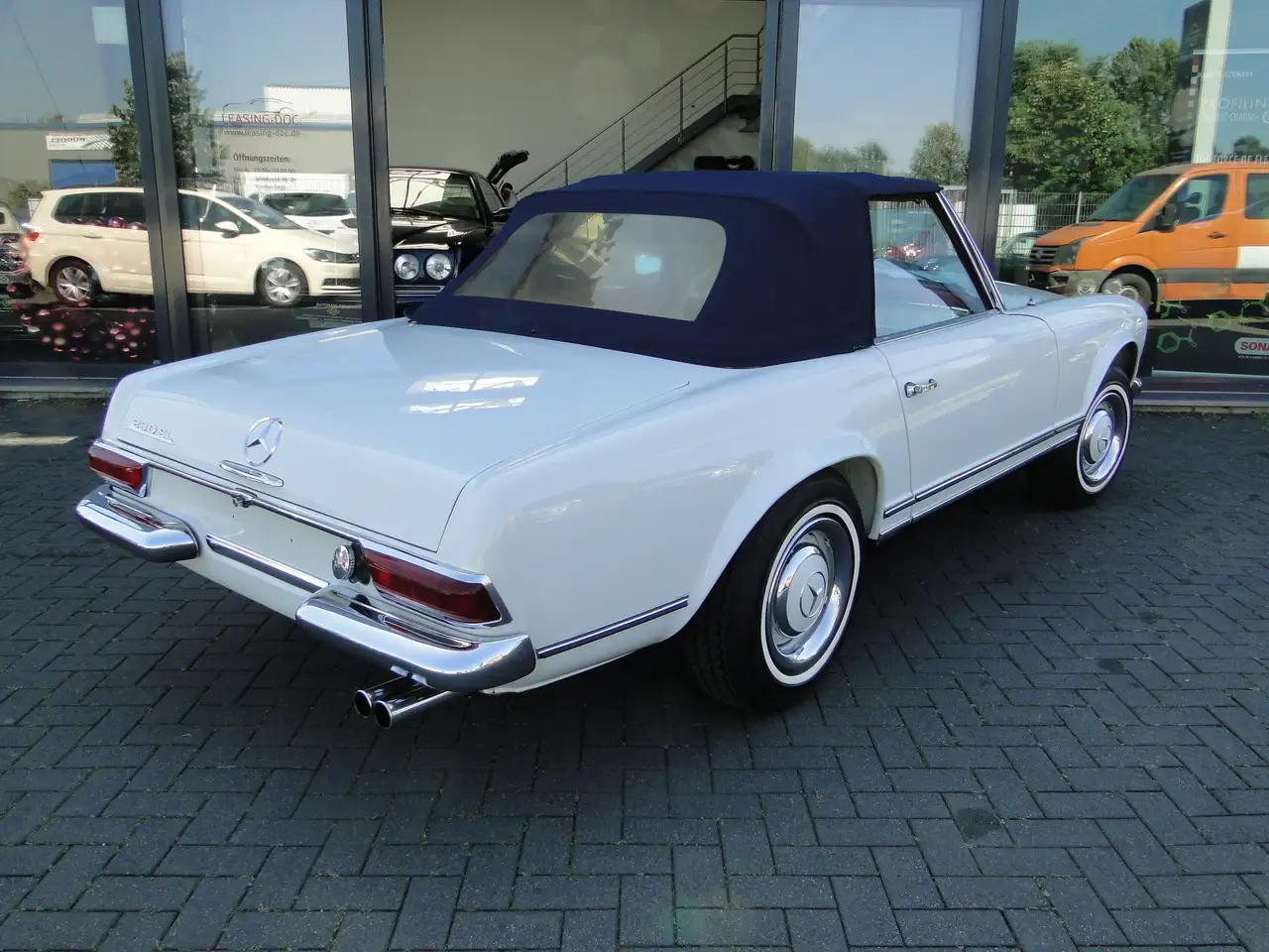 Mercedes-Benz 230 SL PAGODE W113 DEUTSCHES FAHRZEUG LEDER ROT, foto 9